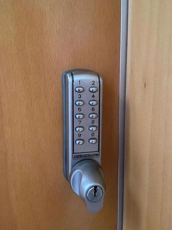 Apartamentos 16:9 Playa Suites Almería Exteriör bild