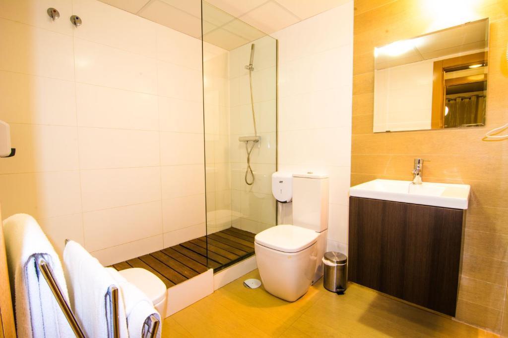 Apartamentos 16:9 Playa Suites Almería Rum bild